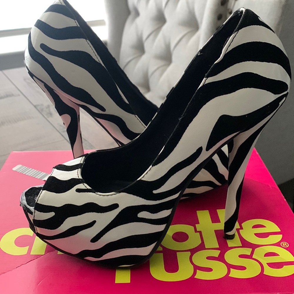 Zebra heels